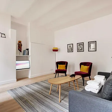 Authentic - 2br - 4p - Monnaie Διαμέρισμα