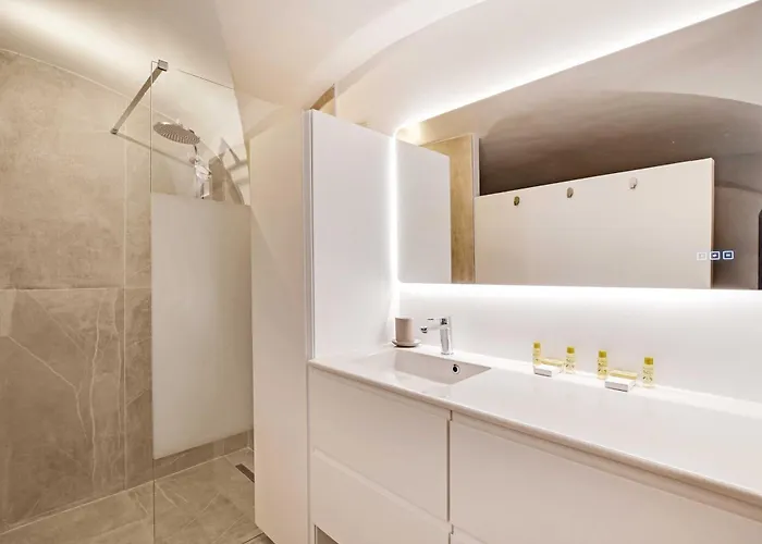 Authentic - 2br - 4p - Monnaie Apartamento Paris