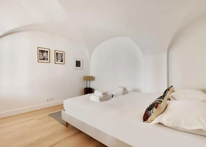 Authentic - 2br - 4p - Monnaie *